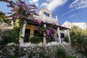 Hotels in Općina Okrug